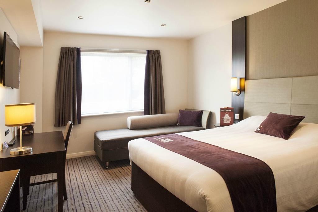 Premier Inn Stirling City Centre 외부 사진