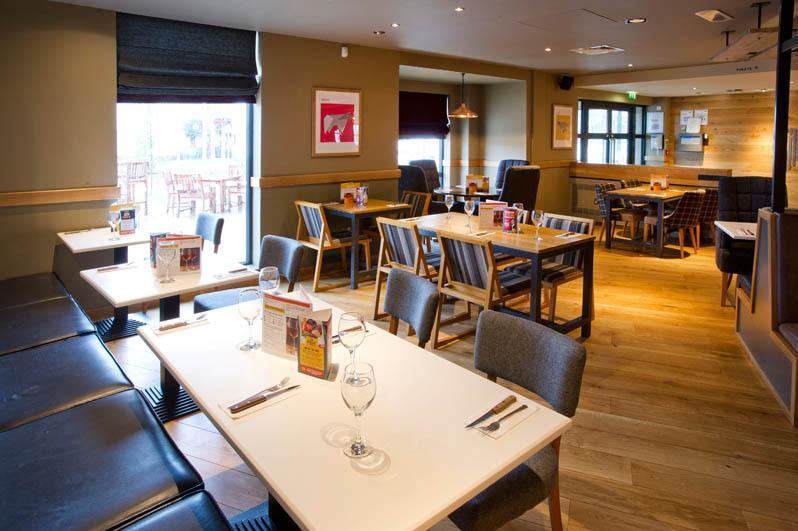 Premier Inn Stirling City Centre 외부 사진