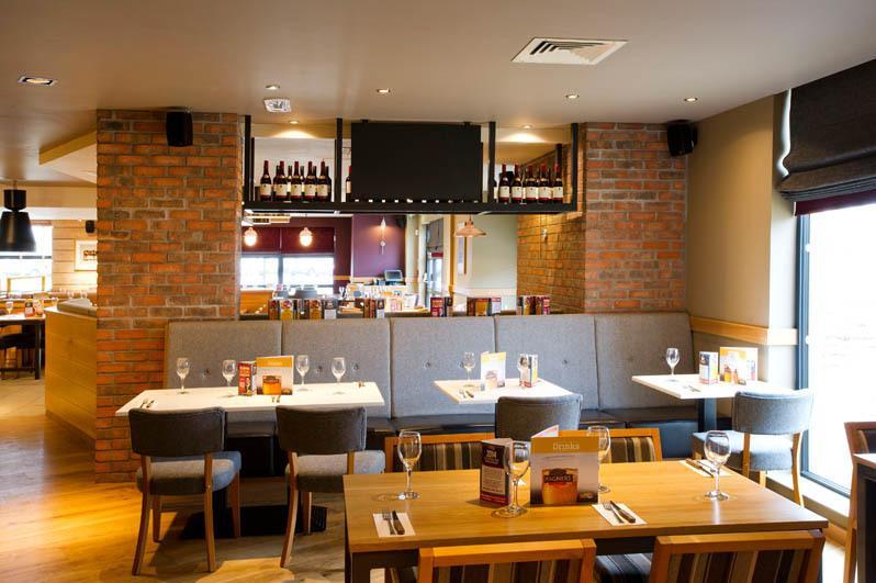 Premier Inn Stirling City Centre 외부 사진